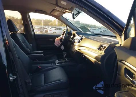 2017 Honda Ridgeline Rtl-T z USA, uszkodzony, nr VIN 5FPYK2F66HB008192